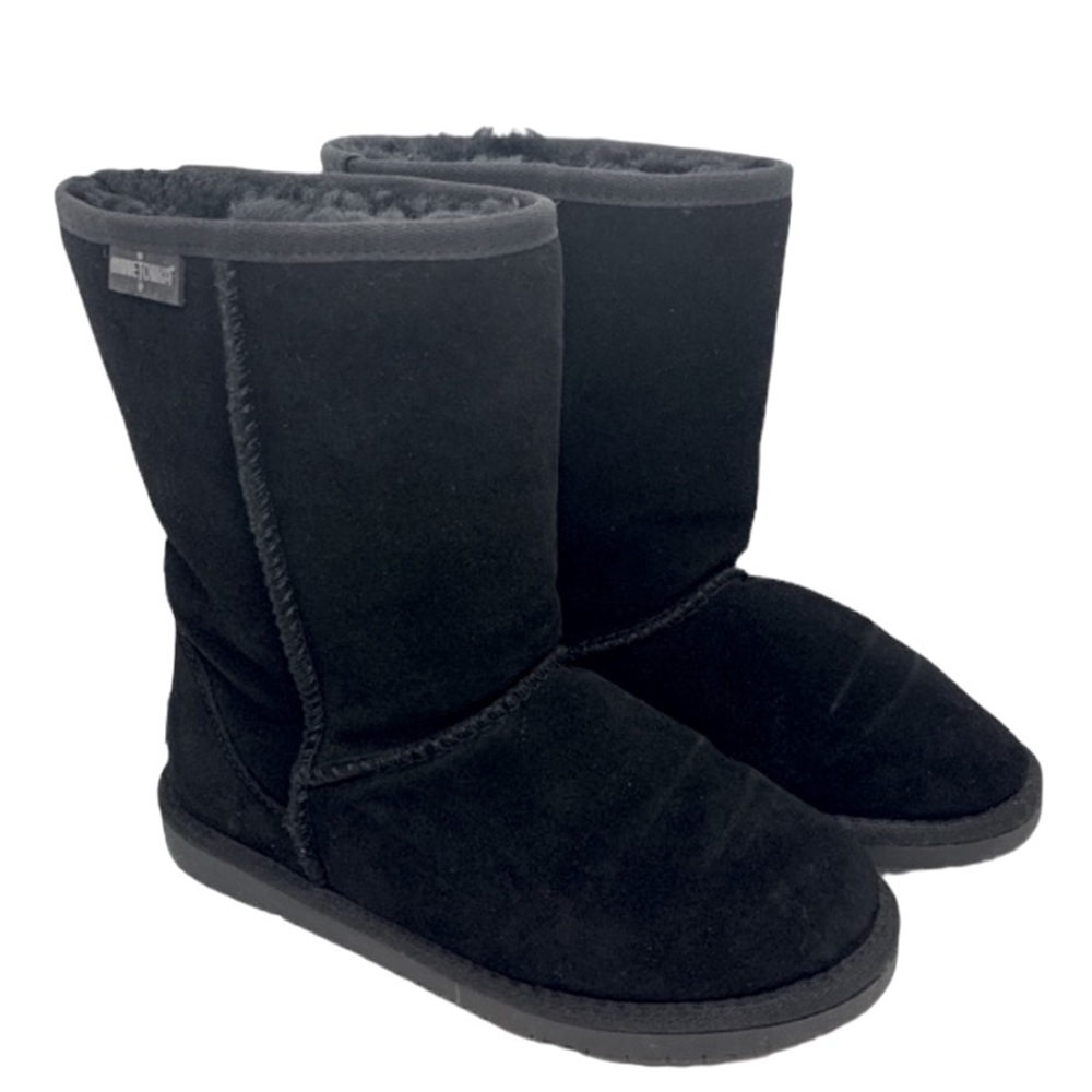 Minnetonka Olympia Short Boot Black 7 Casual Minimalist Leather Suede Camping